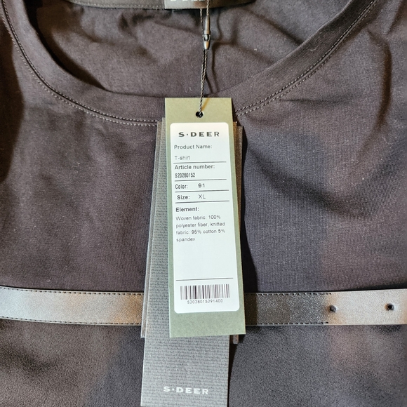 Nwt Black Top Blouse With Buckel Accent Asymetric Size Xl - Picture 4 of 8